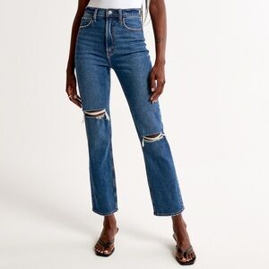 Abercrombie & Fitch Ultra High Rise Ankle Straight Jean